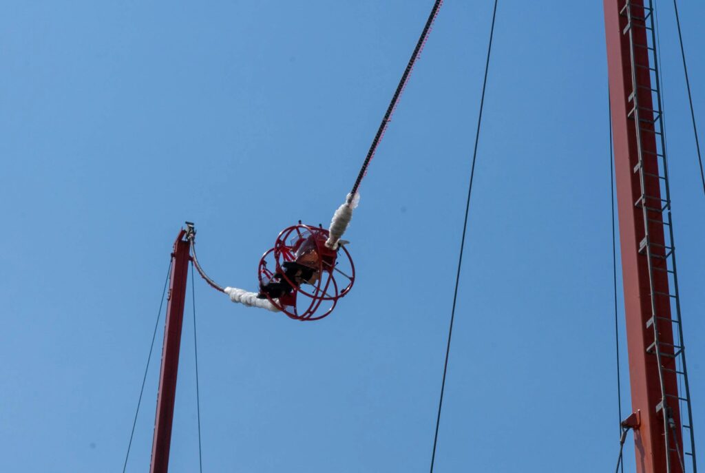 Bungee Jumping, Reverse Bungee, Giant Swing, And SCAD Jump - All In One ...